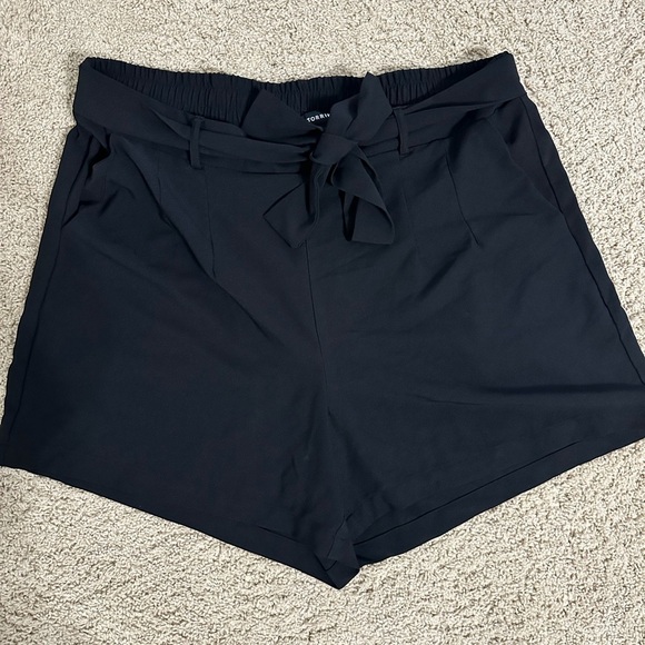 Torrid Black High Waist Paper Bag Shorts with Adjustable Belt - Picture 1 of 2